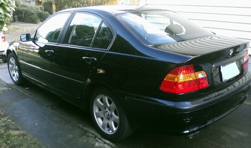BMW 323i with polished wheels and dressed tires